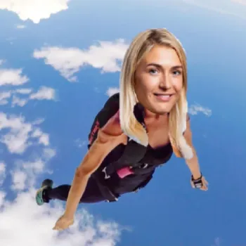 Karolina - Skydive 2024